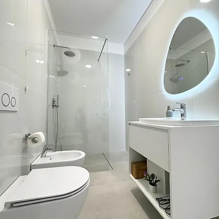 Green Terrace 8 * Tirana